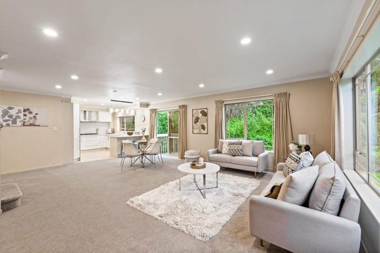 Photo of property in 77c Colwill Road, Massey, Auckland, 0614