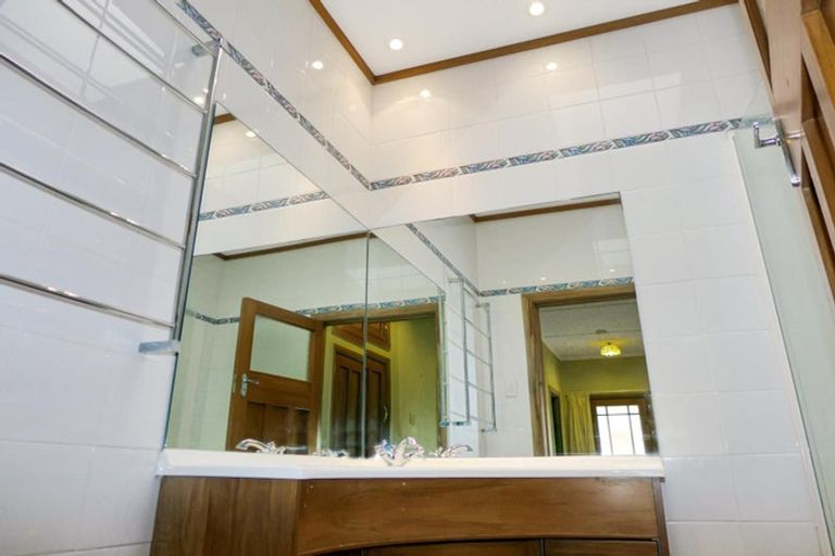 Photo of property in 2 Logan Avenue, Marewa, Napier, 4110