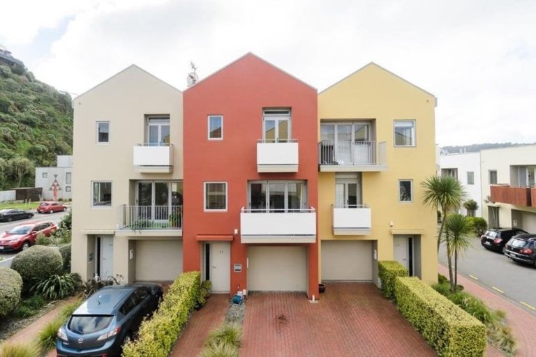 Photo of property in Marrakech Cafe, 85/305 Evans Bay Parade, Hataitai, Wellington, 6021