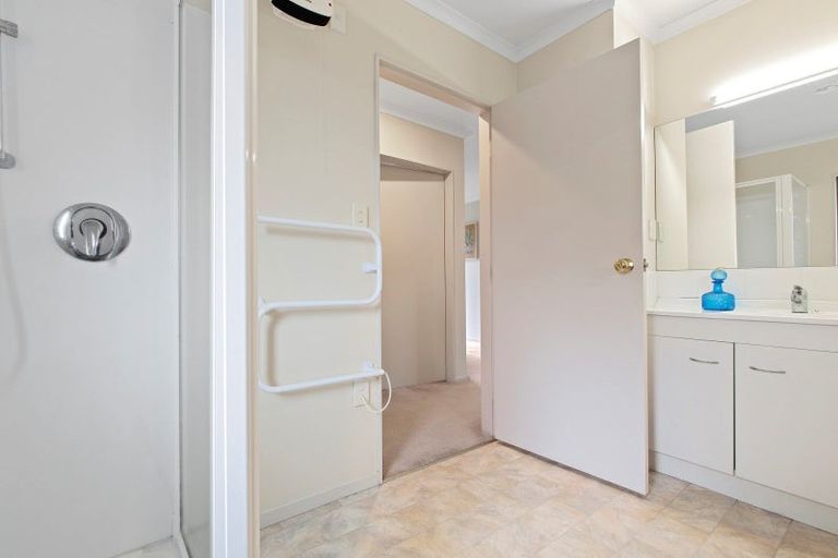 Photo of property in Orange Grove Village, 4/22 Pyes Pa Road, Pyes Pa, Tauranga, 3112