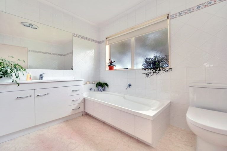 Photo of property in 86 Osprey Drive, Welcome Bay, Tauranga, 3112