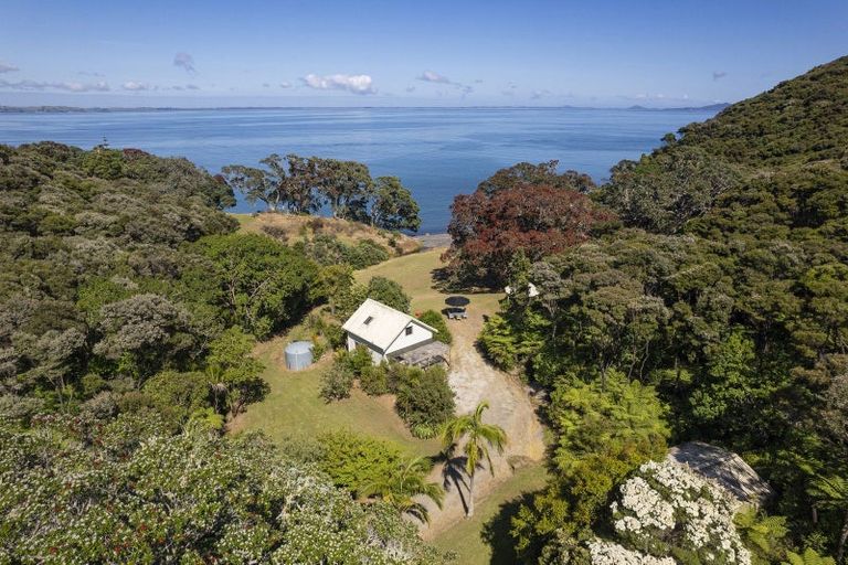 Photo of property in 215 Waiaua Road, Hihi, Mangonui, 0494