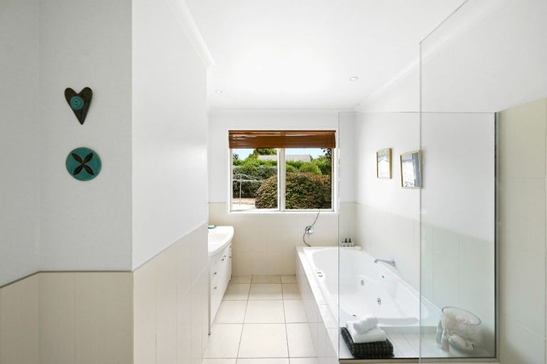 Photo of property in 12 Hodgson Lane, Tamahere, Hamilton, 3283