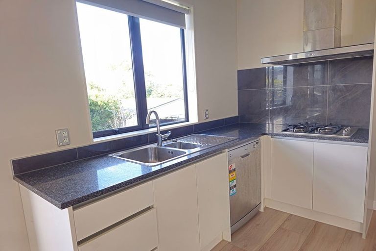 Photo of property in 52 Matua Road, Huapai, Kumeu, 0810