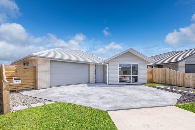 Photo of property in 13 Pukaki Place, Baverstock, 3200