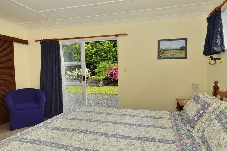 Photo of property in 18 King Street, Motu, Te Karaka, 4092