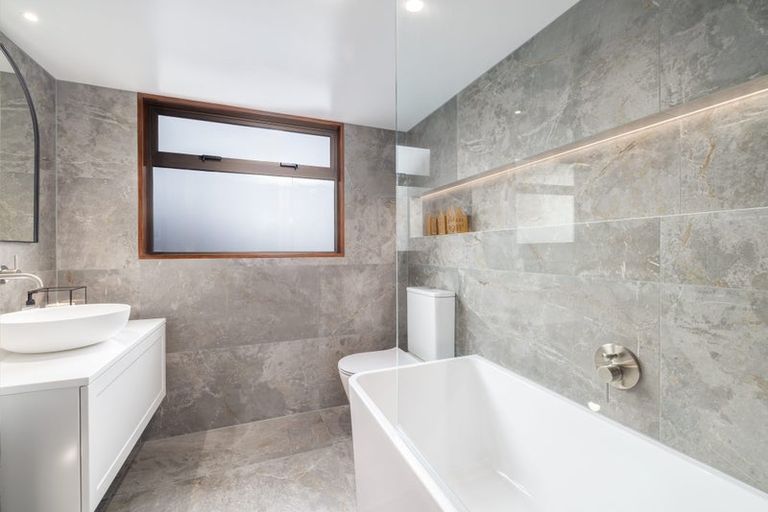 Photo of property in 30 O'connor Place, Burnside, Christchurch, 8053