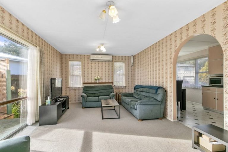 Photo of property in 9 Antrim Crescent, Wainuiomata, Lower Hutt, 5014