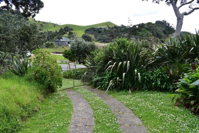 Photo of property in 1313 Matapouri Road, Matapouri, Whangarei, 0173