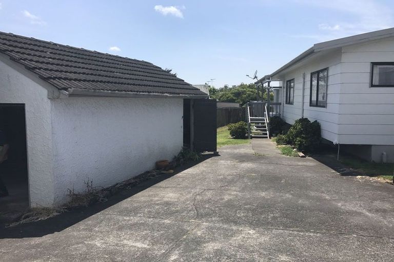 Photo of property in 2/157 Birkdale Road, Birkdale, Auckland, 0626