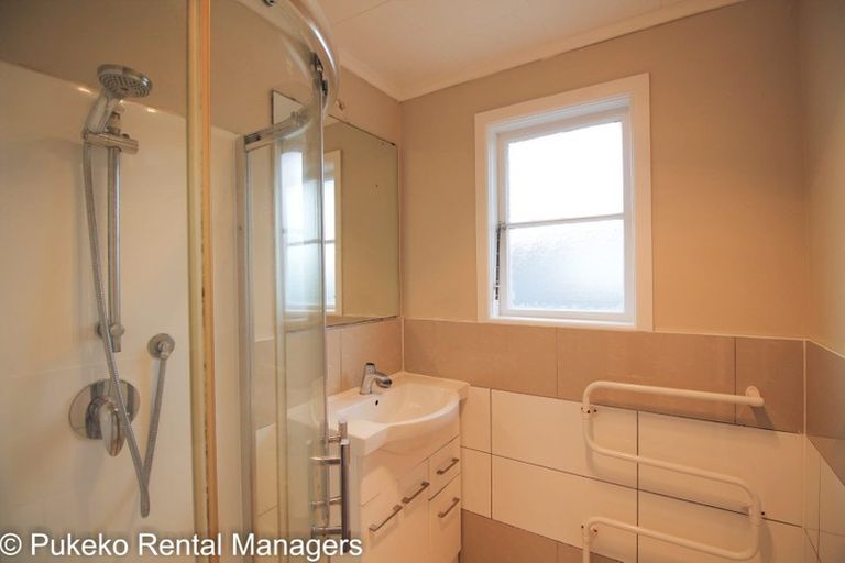 Photo of property in 81 Palmers Road, Clendon Park, Auckland, 2103