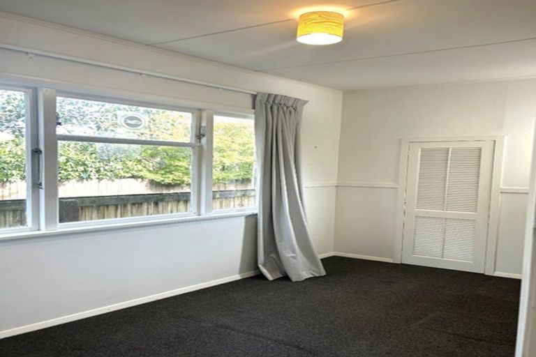 Photo of property in 30 Kuratawhiti Street, Greytown, 5712