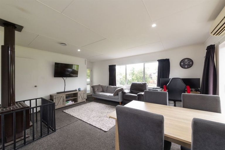 Photo of property in 94 Lincoln Street, Ashhurst, 4810