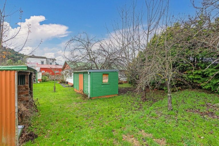 Photo of property in 2 Broadway, Mangaweka, 4797
