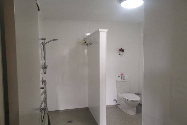 Photo of property in 4/8 Village Place, Tuakau, 2121