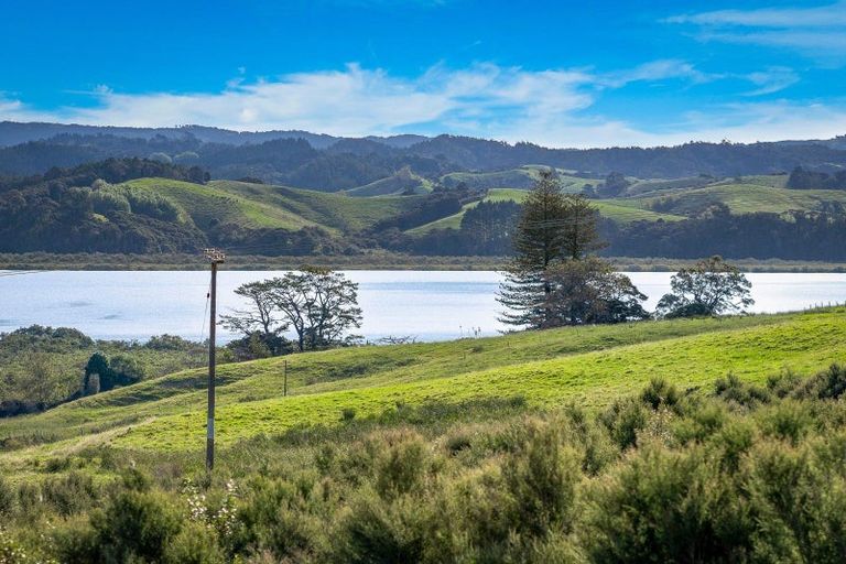 Photo of property in 70 Captain Kasper Rise, Snells Beach, 0920