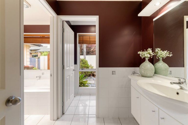 Photo of property in 8 Te Puroa Place, Huntington, Hamilton, 3210