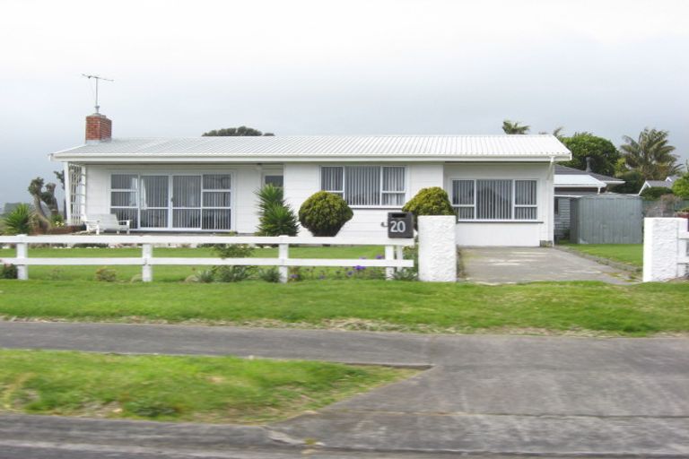 Photo of property in 22/20 Mace Terrace, Oakura, 4314