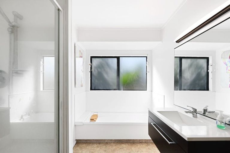 Photo of property in 9 Jean Place, Pukete, Hamilton, 3200