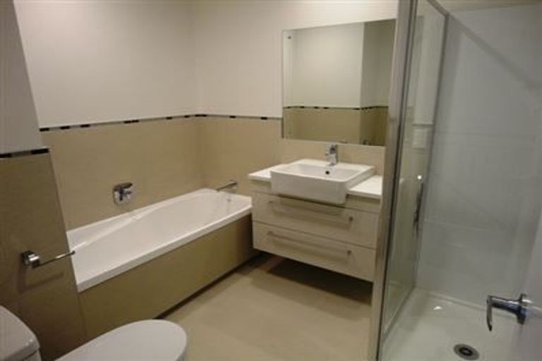 Photo of property in 23 Pencaitland Drive, Flat Bush, Auckland, 2019