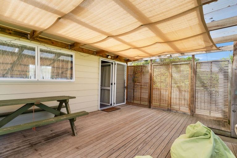 Photo of property in 15 Cook Drive, Whitianga, 3510