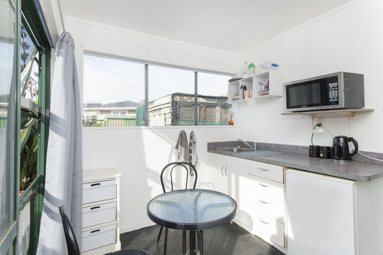 Photo of property in 14 Lytton Road, Riverdale, Gisborne, 4010
