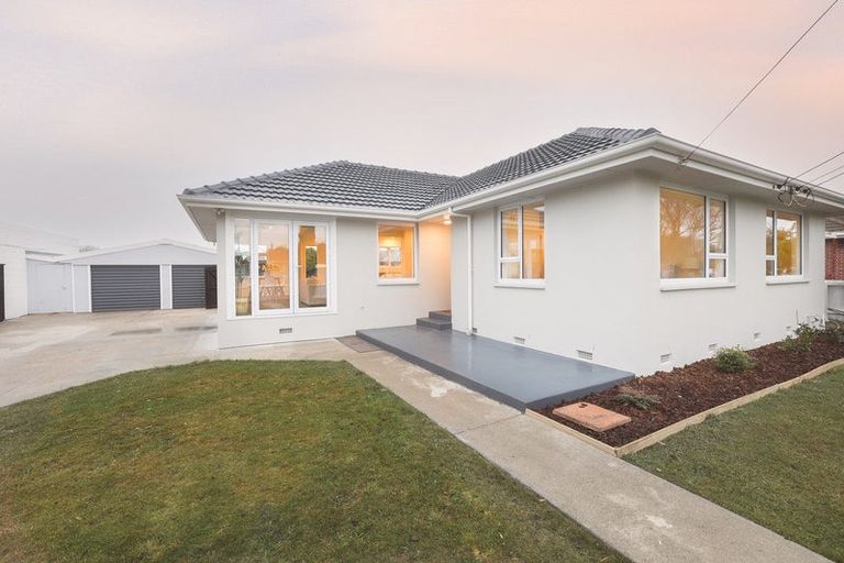 Photo of property in 10 Bourne Crescent, Papanui, Christchurch, 8053
