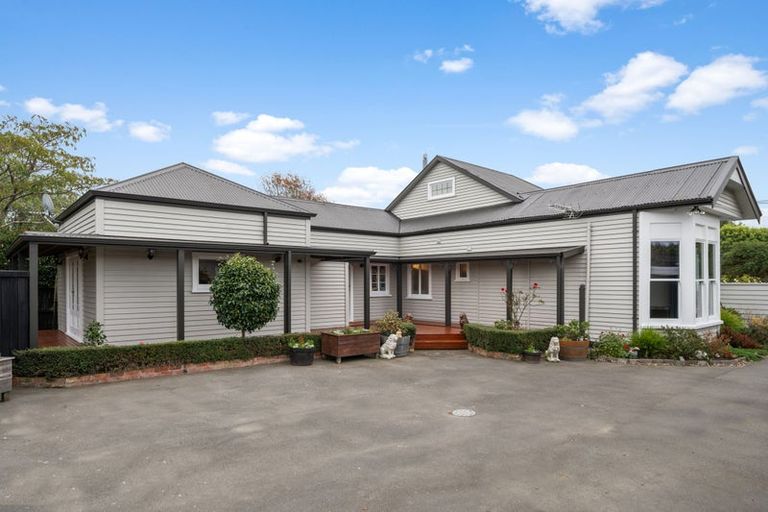 Photo of property in 12 Medway Street, Richmond, Christchurch, 8013