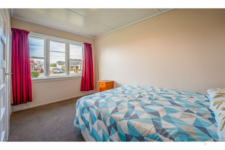 Photo of property in 26 Rhodes Street, Waimate, 7924