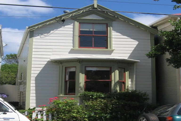 Photo of property in 68 Elizabeth Street, Mount Victoria, Wellington, 6011