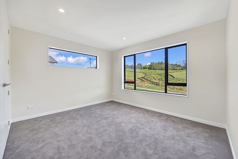 Photo of property in 13 Katote Avenue, Swanson, Auckland, 0614