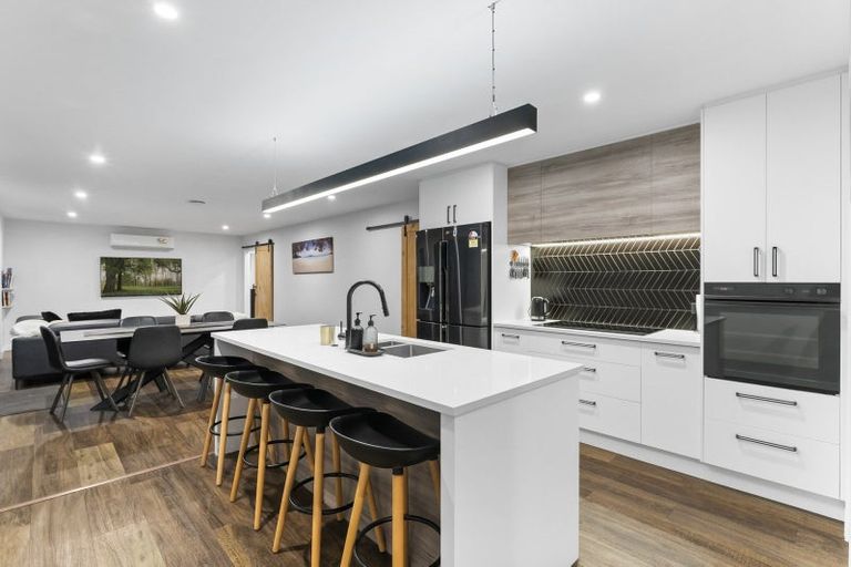 Photo of property in 47 Awatira Drive, Papamoa Beach, Papamoa, 3118