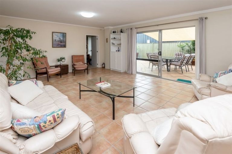 Photo of property in 1/31 Mccrystal Avenue, Bucklands Beach, Auckland, 2012