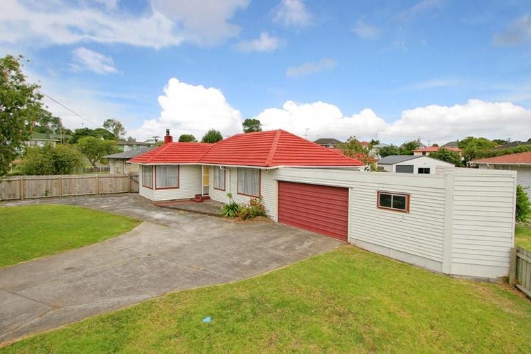 Photo of property in 15 Blampied Road, Otara, Auckland, 2023