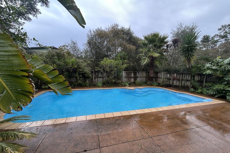 Photo of property in 92b Upper Harbour Drive, Greenhithe, Auckland, 0632
