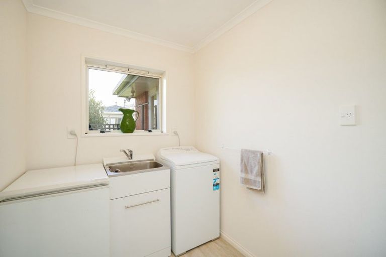 Photo of property in 11 Kakapo Street, Waikiwi, Invercargill, 9810