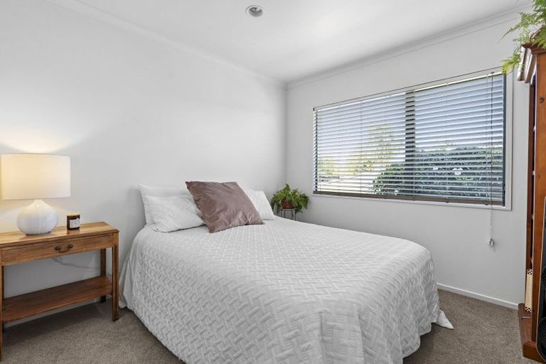 Photo of property in 12 Thornlea Drive, Welcome Bay, Tauranga, 3112