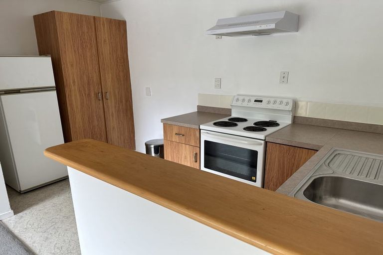 Photo of property in 31 Jackson Street, Island Bay, Wellington, 6023