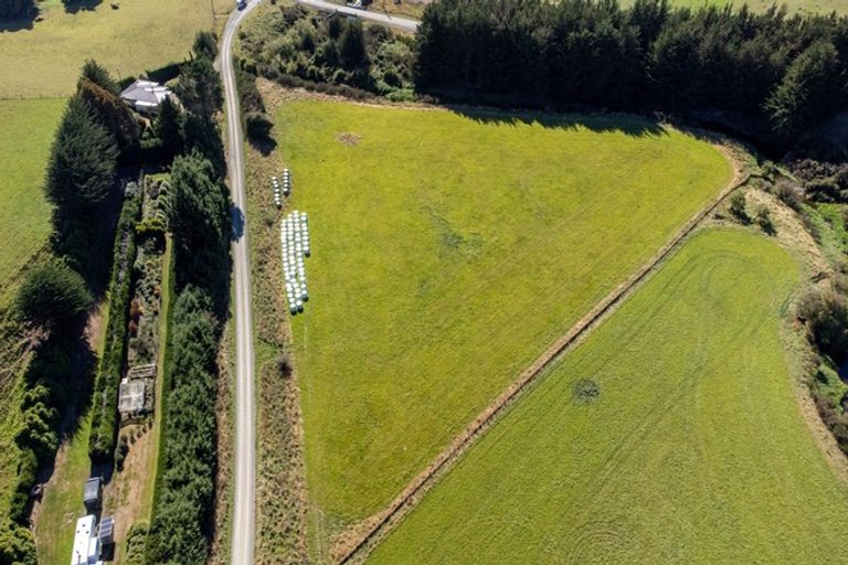 Photo of property in 21 Craggy Tor Road, Owaka Valley, Owaka, 9586