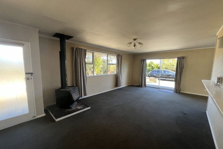 Photo of property in 16 Hicks Crescent, Waikanae Beach, Waikanae, 5036