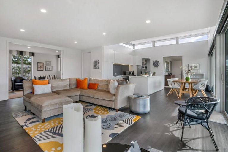 Photo of property in 39 Welsh Road, Winton, 9720