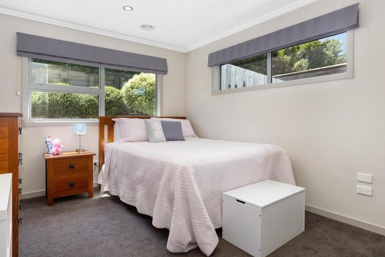 Photo of property in 26 Flotilla Place, Whitby, Porirua, 5024