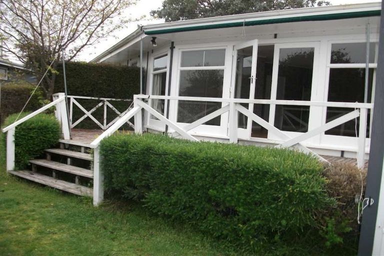 Photo of property in 1/3 Kereru Street, Two Mile Bay, Taupo, 3330