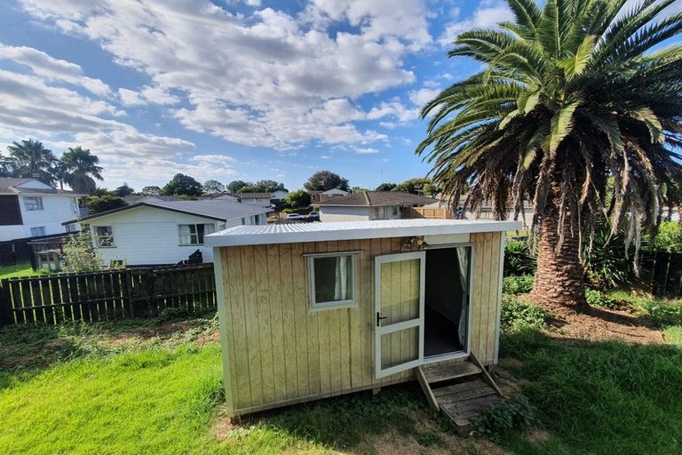 Photo of property in 24 Ronald Place, Manurewa, Auckland, 2102