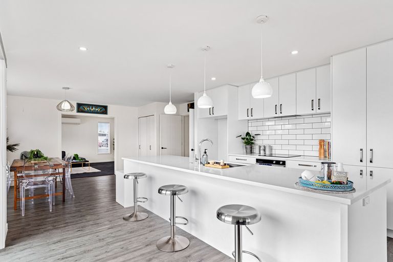 Photo of property in 27 Gimson Street, Solway, Masterton, 5810