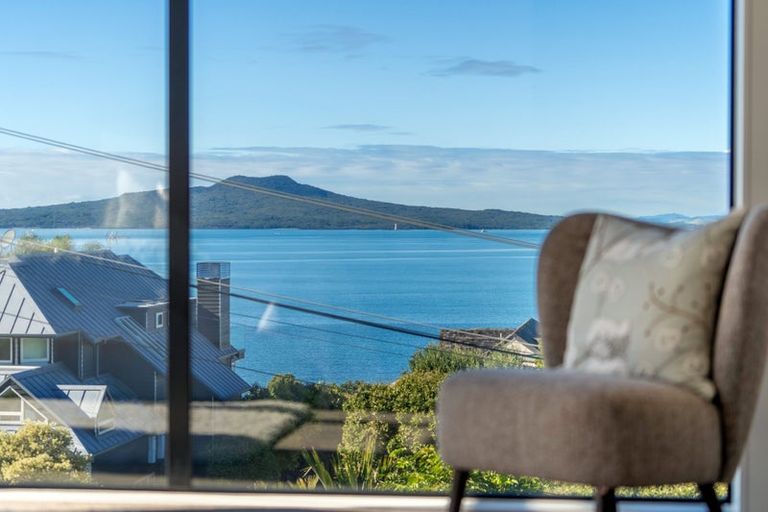 Photo of property in 20 Beach Road, Castor Bay, Auckland, 0620