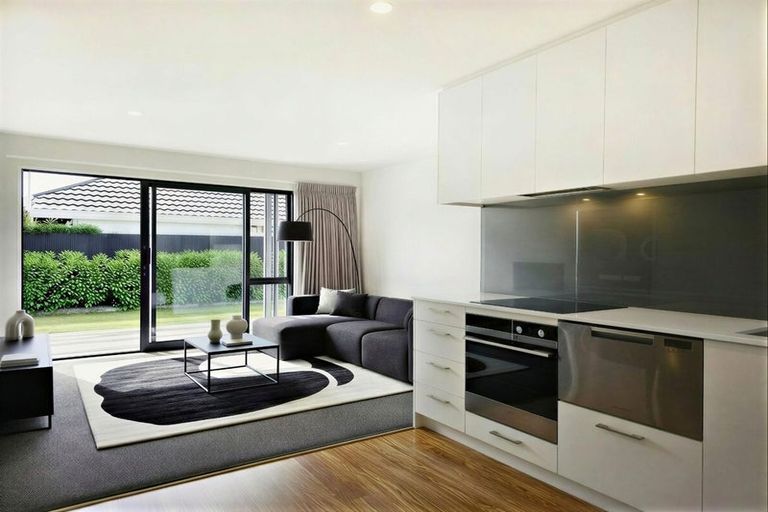 Photo of property in 1/98 Proctor Street, Papanui, Christchurch, 8053