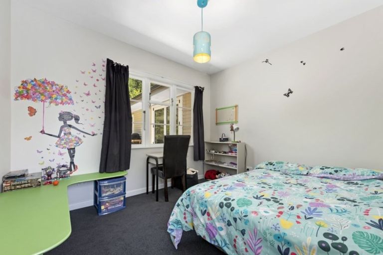 Photo of property in 230 Plateau Road, Te Marua, Upper Hutt, 5018