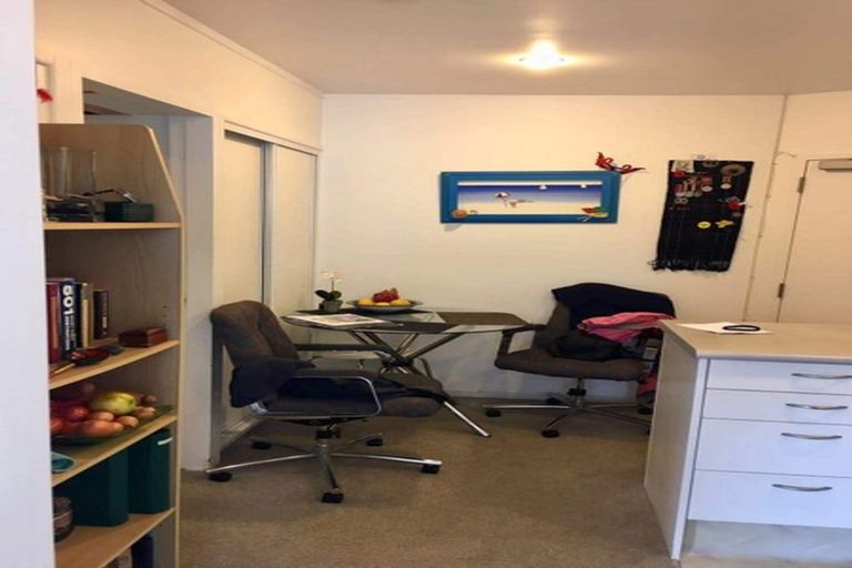 Photo of property in Capital Hill Apartments, 11/54 Hill Street, Thorndon, Wellington, 6011