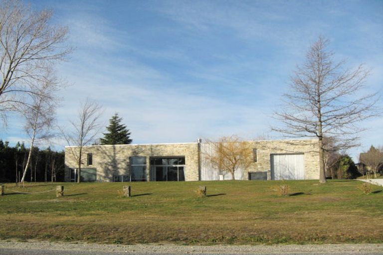 Photo of property in 88a Golf Course Road, Wanaka, 9305